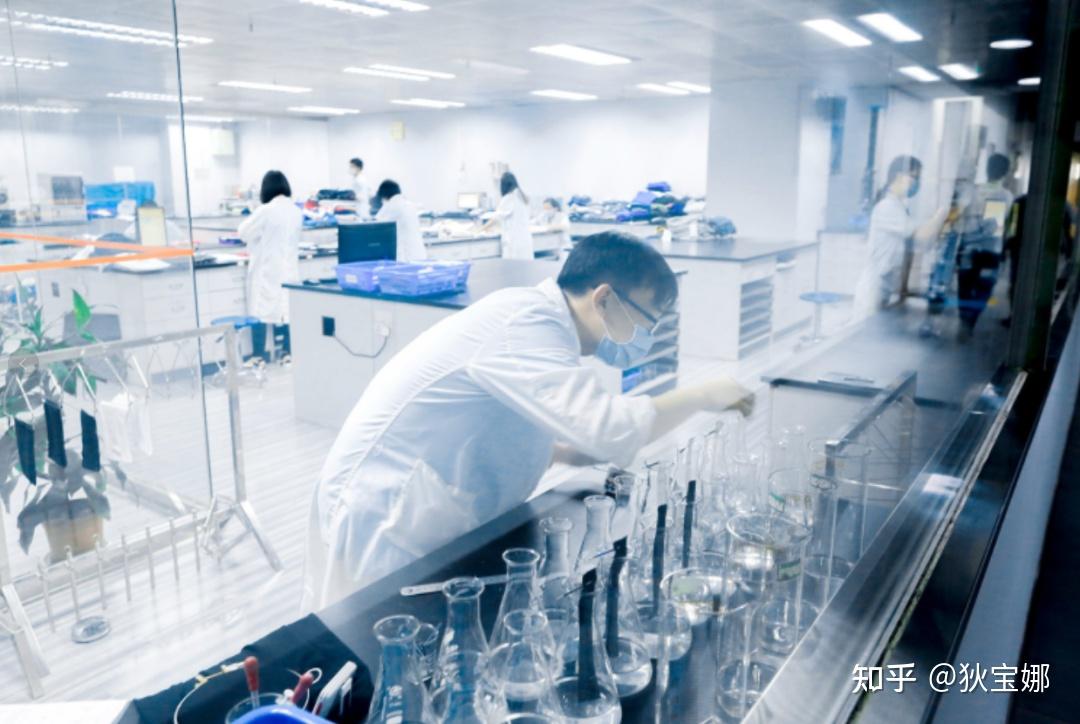 精細加工技術 化妝品研發團隊如何以技術創新打破產品同質化困局